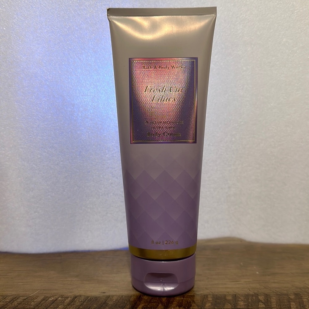New Bath & Body Lotion - Fresh Cut Lilac